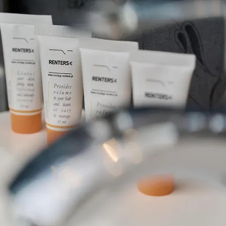 Comfortable & Cozy With Balcony - Klimasa By Renters * 弗罗茨瓦夫